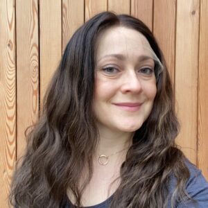 Jess – lace front wig 16″ length