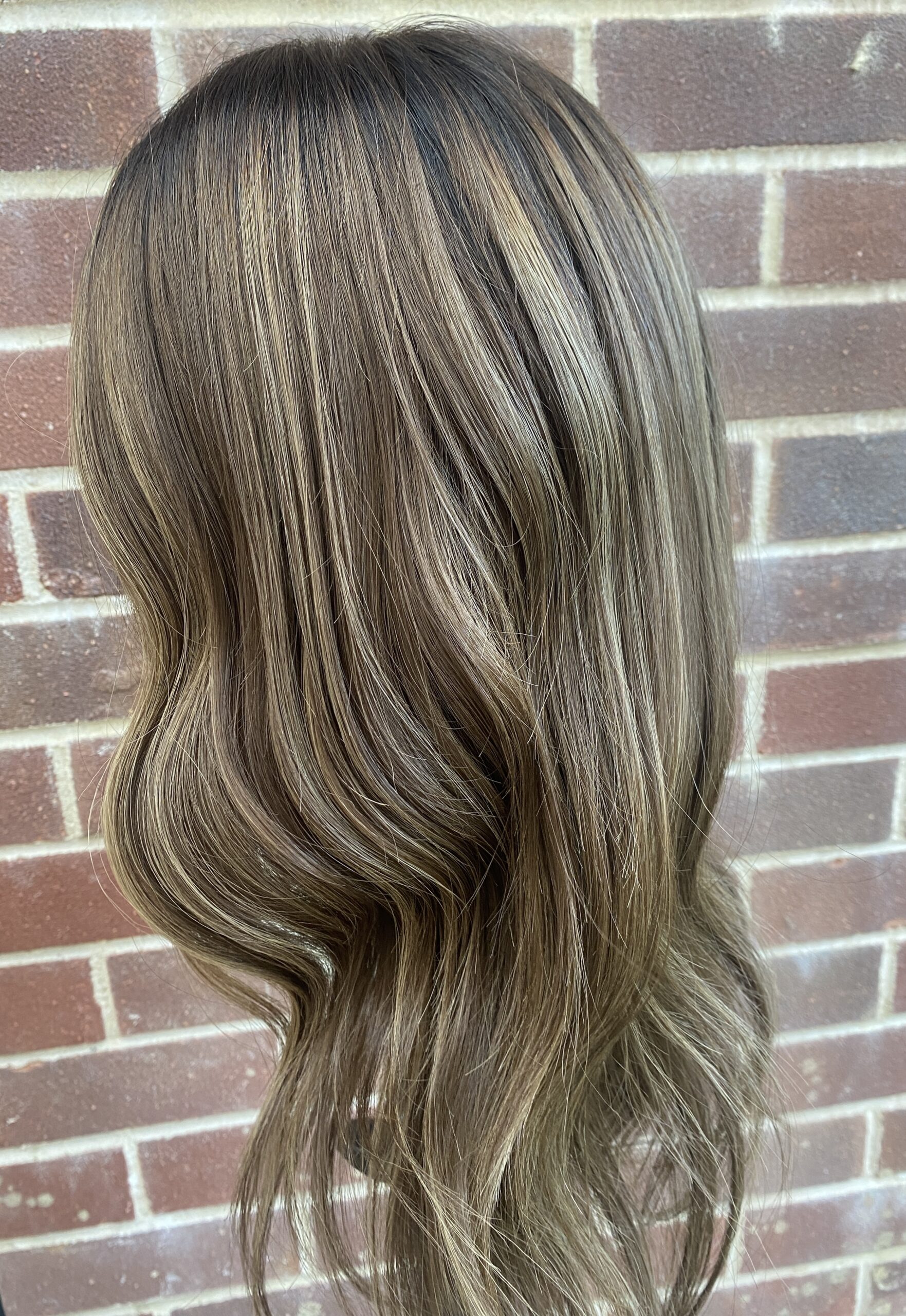 Grace colour - dark brown rooted with highlights