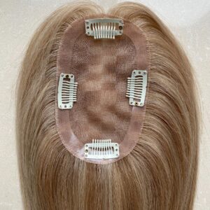 Sadie – hand tied mono topper