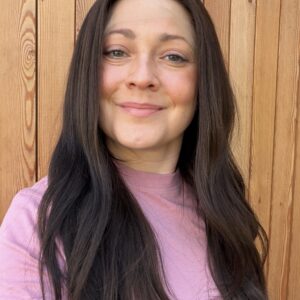 Roxy – fully hand tied wig