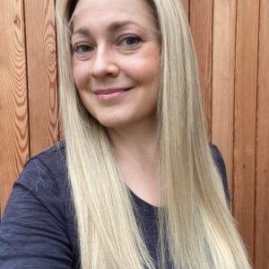 Olivia – glueless wig