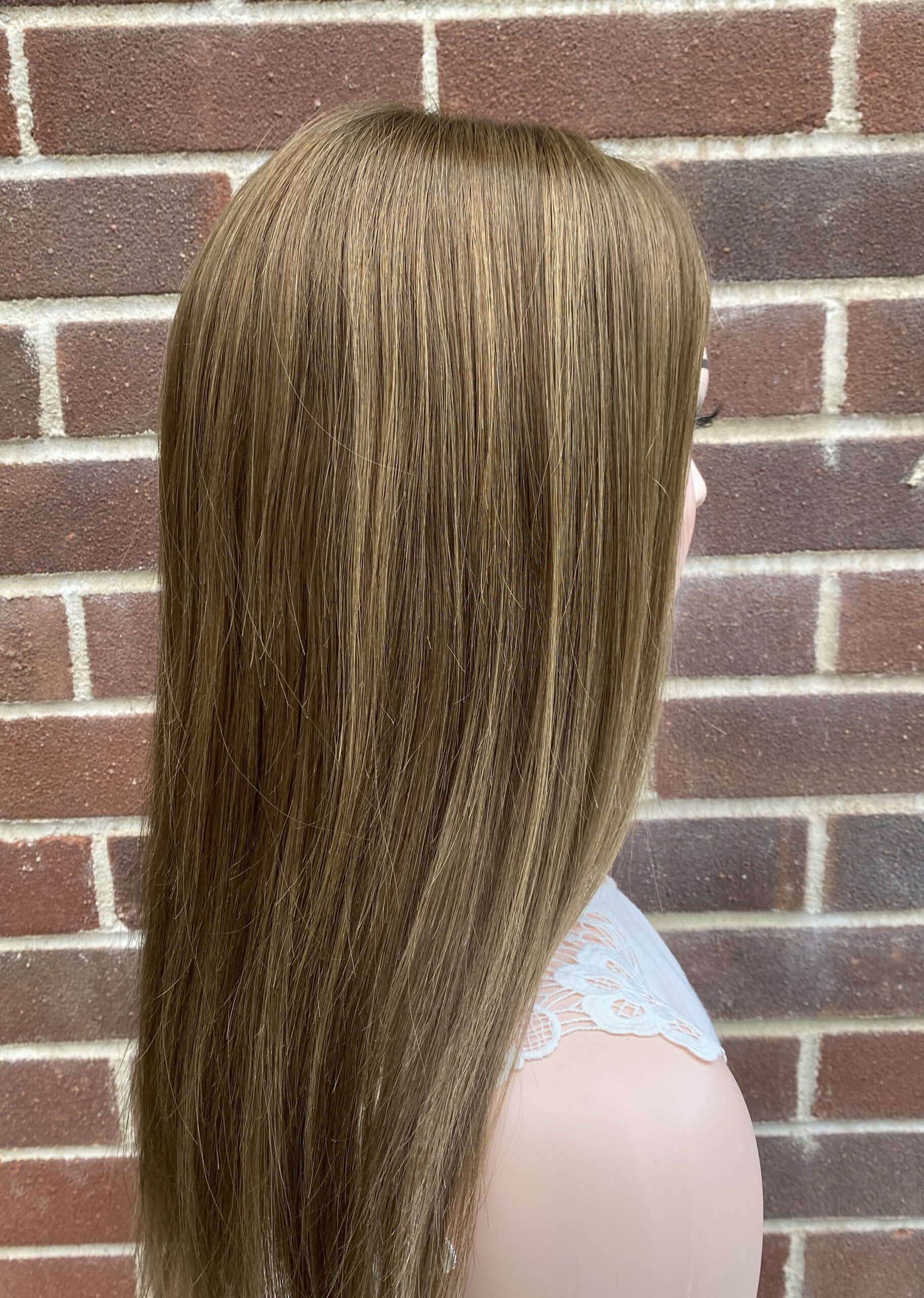 medium to light brown colour wig