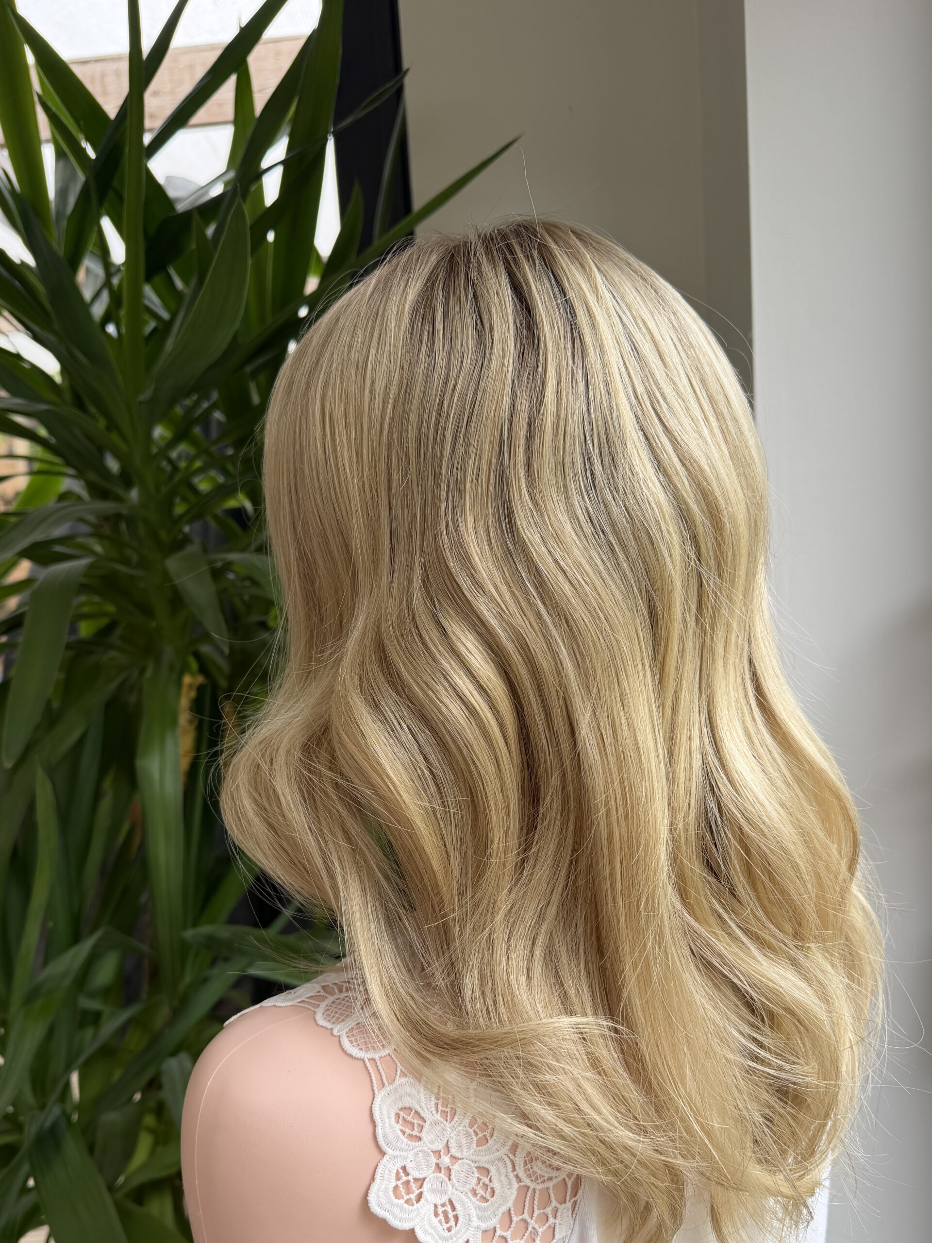 Olivia - glueless wig 16" length - Image 5