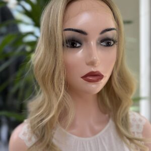 Olivia – glueless wig 16″ length